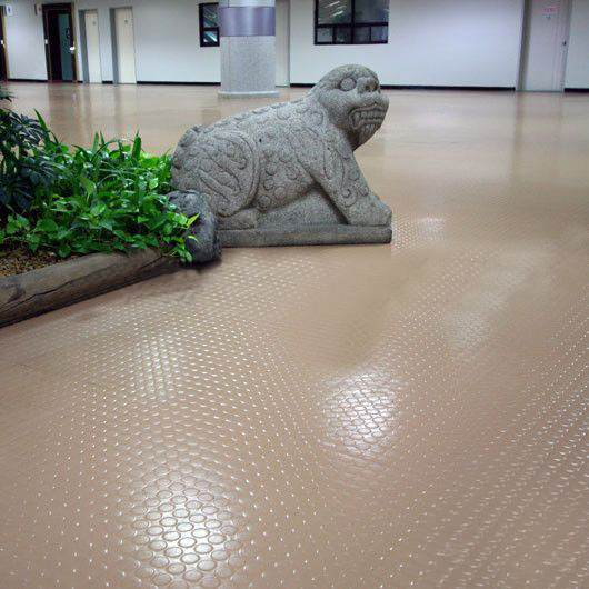 上海某公司大院PVC地板展示效果