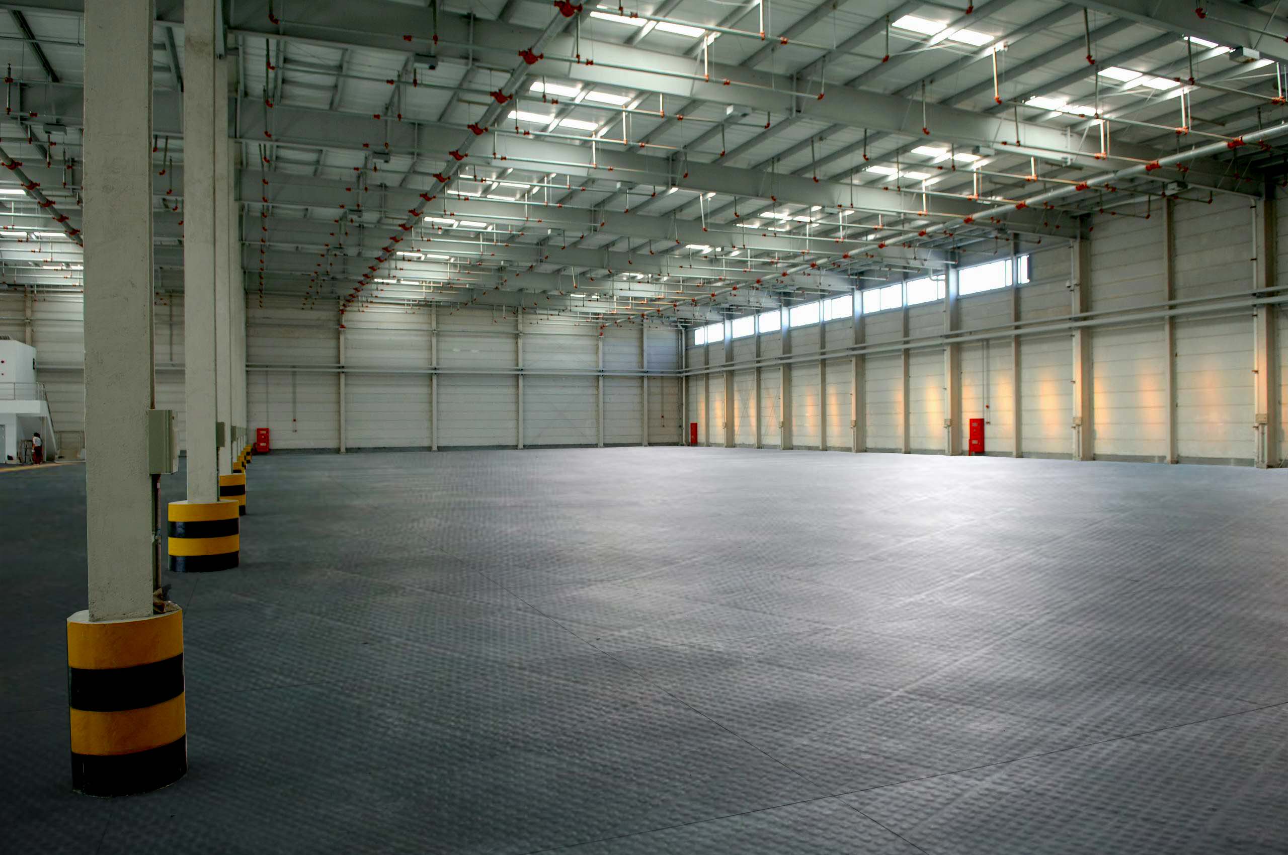 圆点防滑塑料地板，工业塑料地板，仓库专用地板，防滑地板